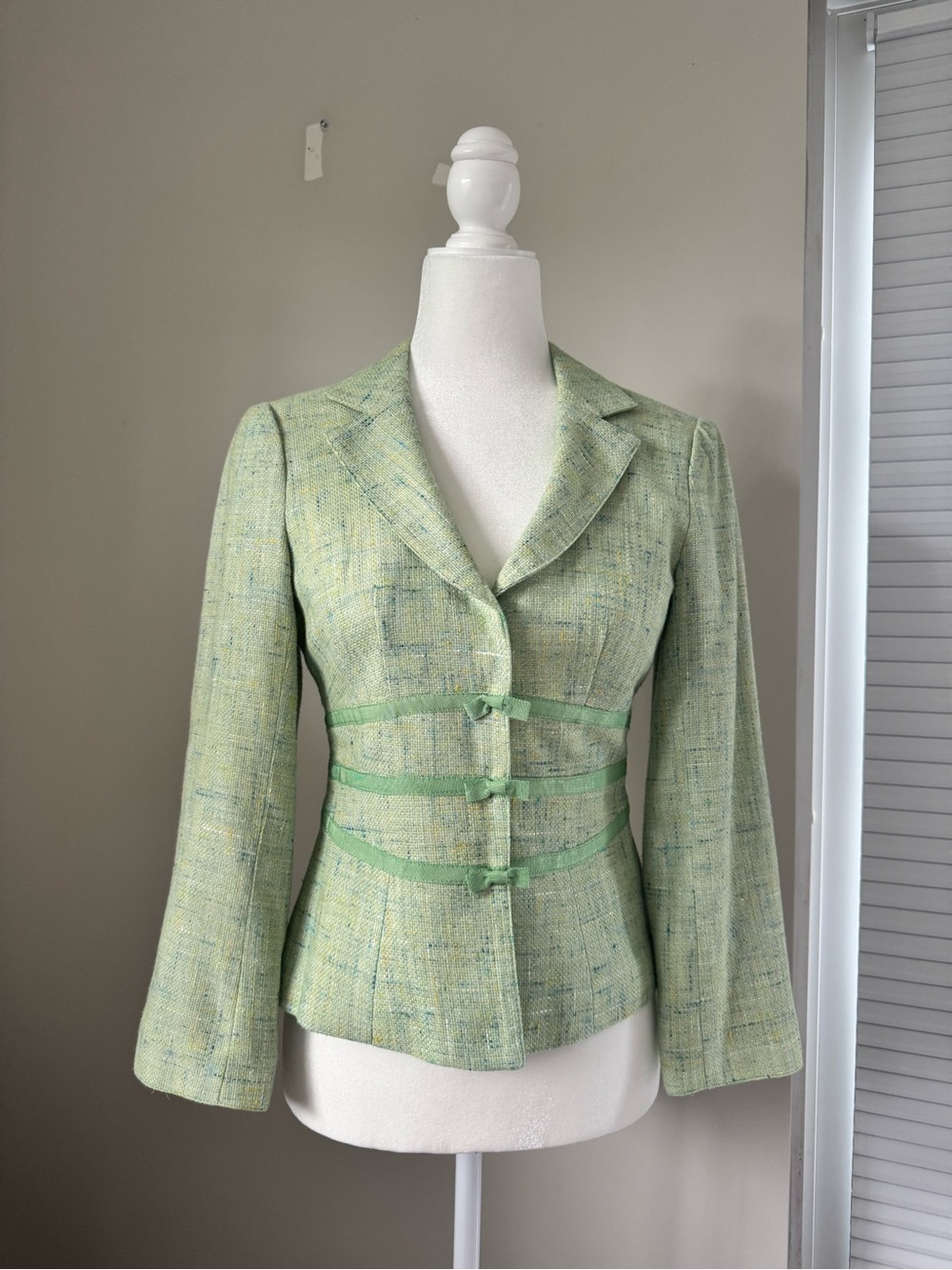 Vintage Nanette Lepore "Lost In Love" Sage Green Ribbon Bow Tweed Blazer 2